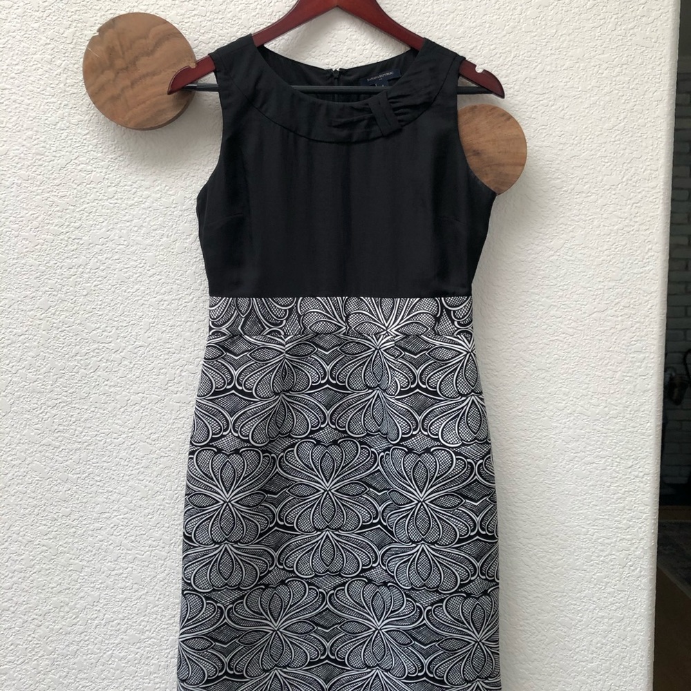 Banana Republic black and white knee length dress